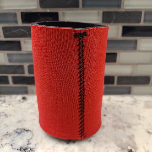 Bulldog Can Cooler - Picture 2 of 3